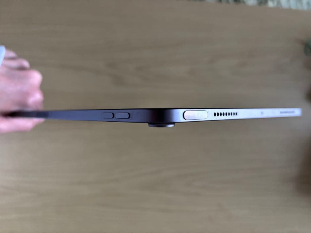 iPad Air(第5世代)64GB Wi-Fiモデル スペースグレイ