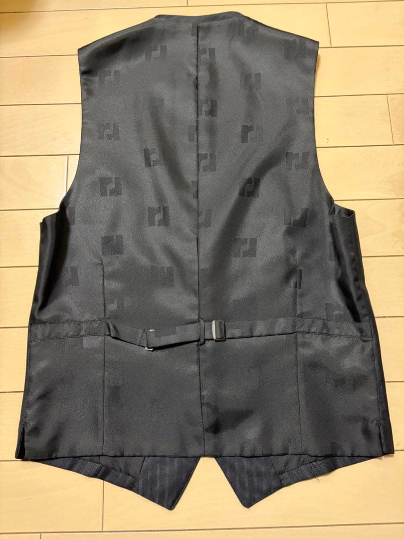 極美品。renoma。濃紺 ストライプ スーツ