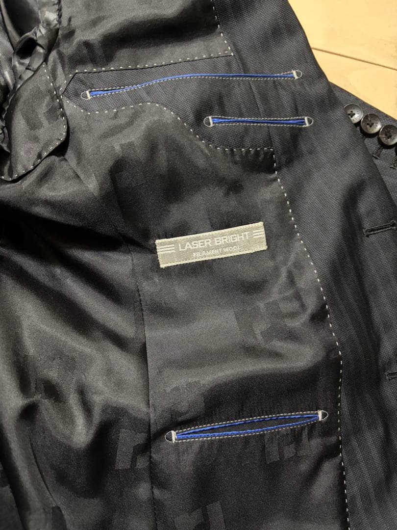 極美品。renoma。濃紺 ストライプ スーツ