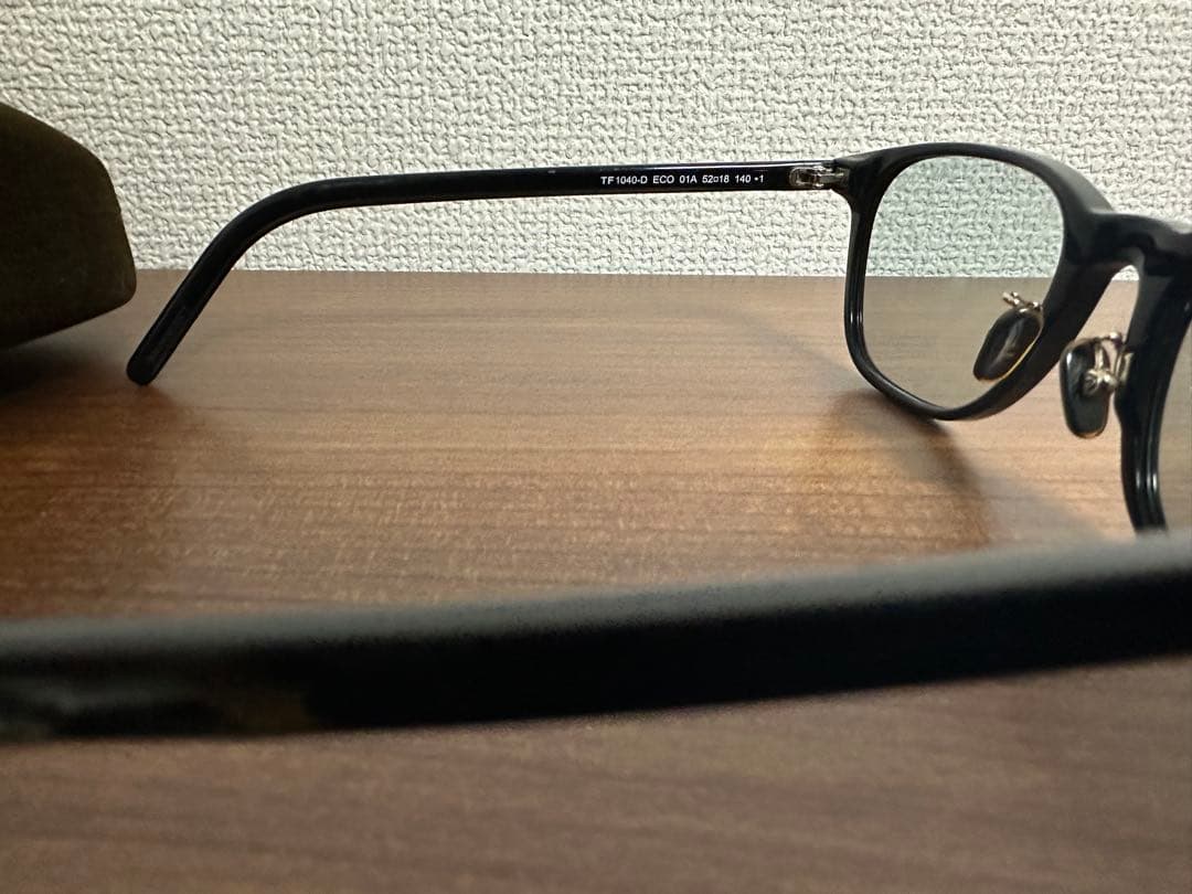 最終価格　1/11迄　TOM FORD サングラス ケース付き