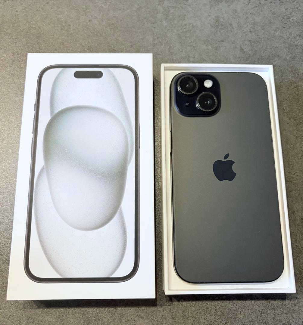 Apple iPhone 15 256GB ブラック　SIMフリー