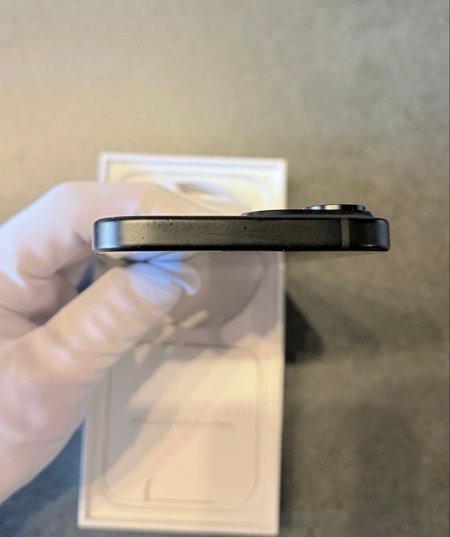 Apple iPhone 15 256GB ブラック　SIMフリー