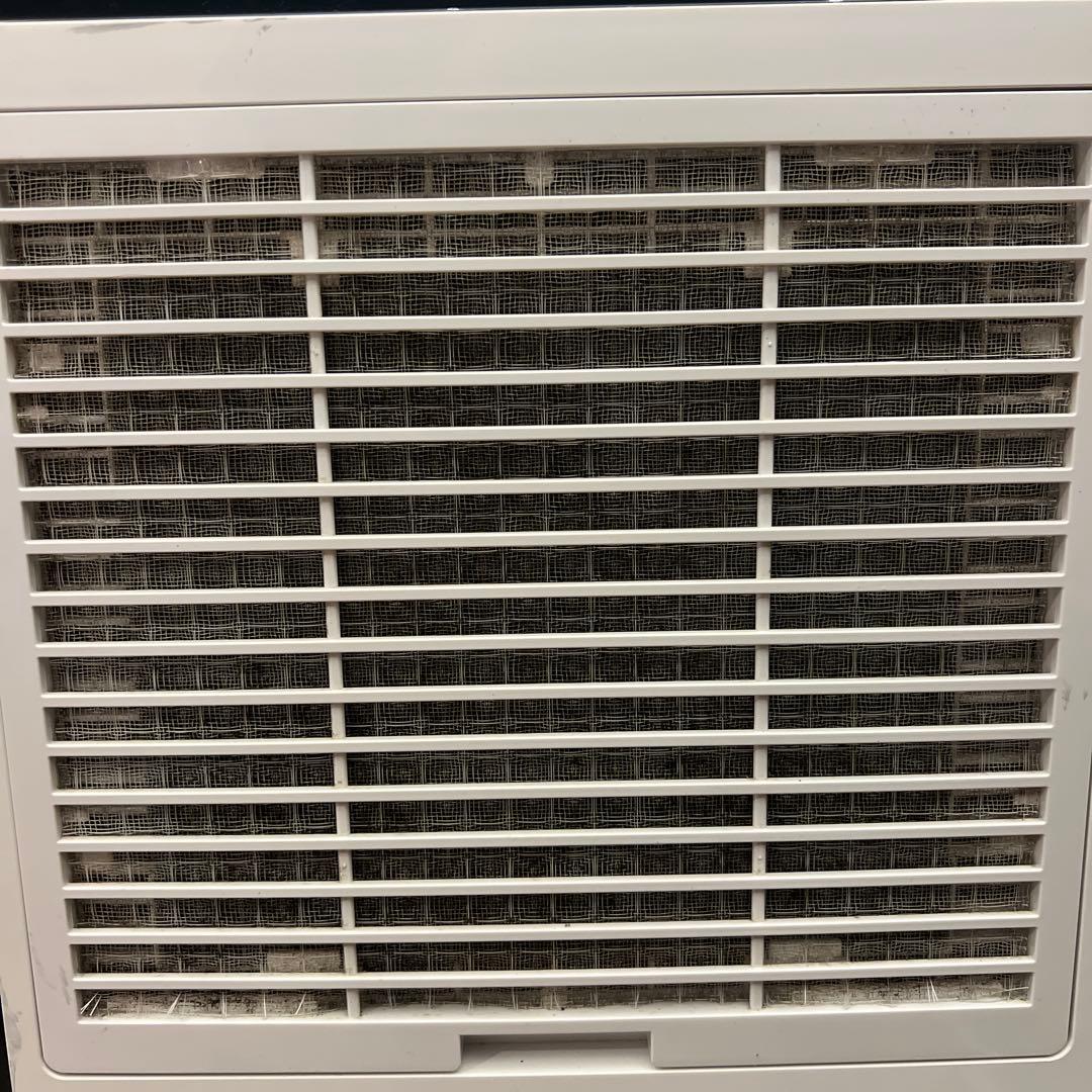 CORONA 除湿機 ホワイト 縦型　CD-H18A ジャンク品