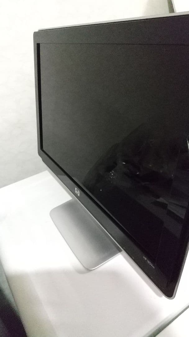 液晶ディスプレイ hp 2009年製 18インチワイド HSTND-2521-F