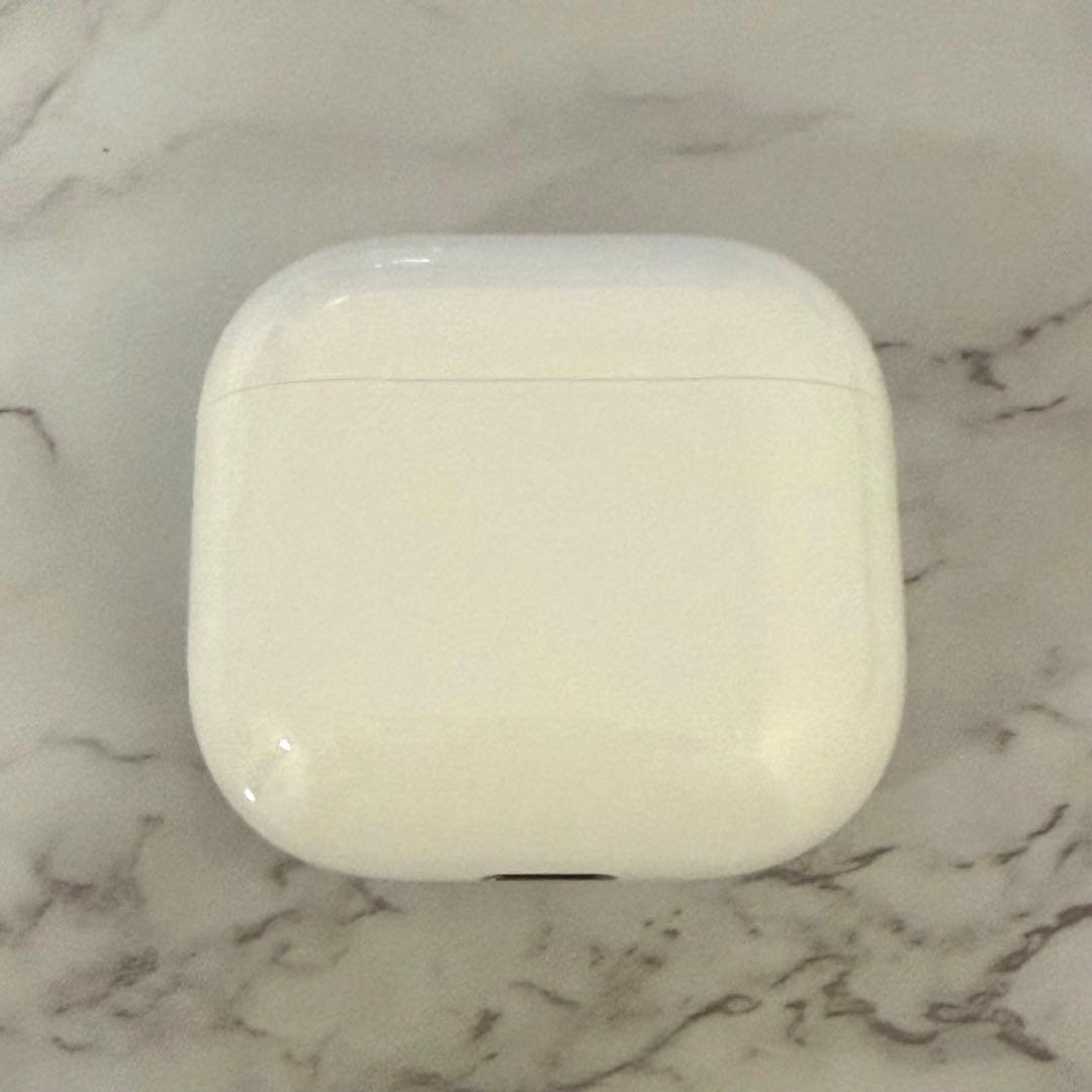AirPods4 アクティブノイズキャンセリング搭載 クリアケース付