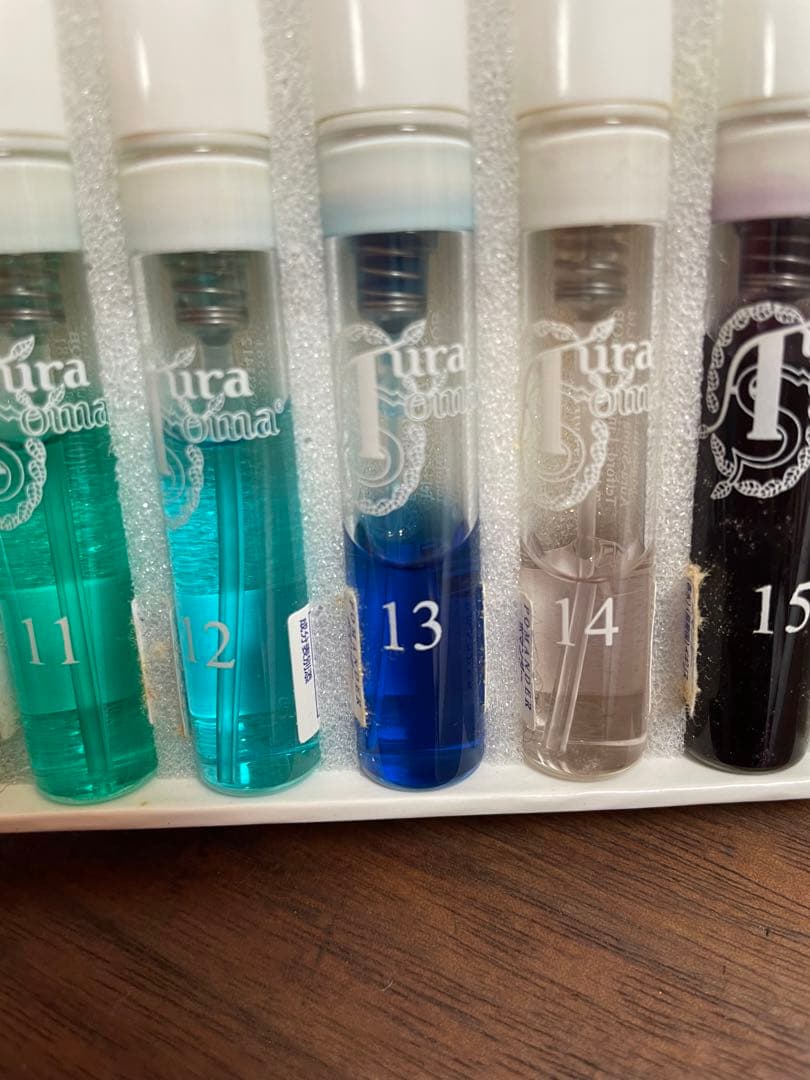 【オーラソーマ】ポマンダー（15本）　& クイントエッセンス（15本）セット