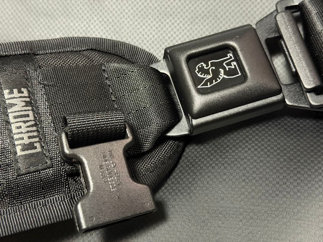 【CHROME】CTZ 24L メッセンジャーバッグ ブラック/ホワイト