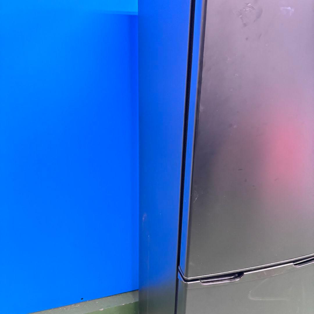 682 大きめサイズ冷蔵庫　100L強　小型　一人暮らし　右開き　2ドア　スリム