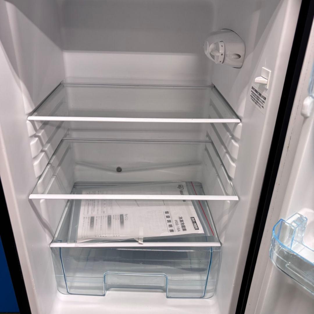 682 大きめサイズ冷蔵庫　100L強　小型　一人暮らし　右開き　2ドア　スリム