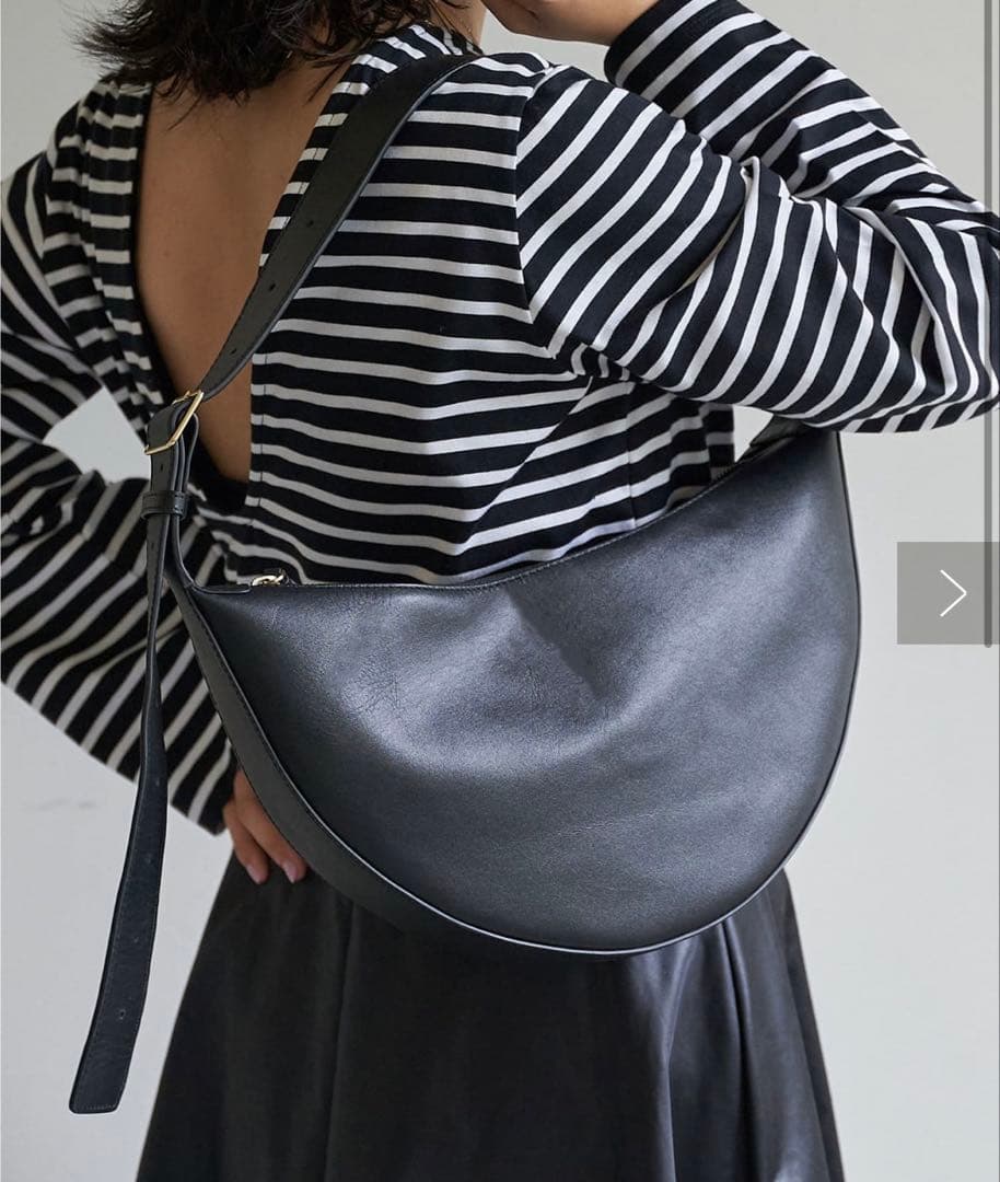 ウィムガゼット　 2.718 Sleekクロスボディ