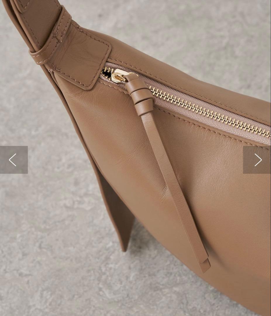 ウィムガゼット　 2.718 Sleekクロスボディ