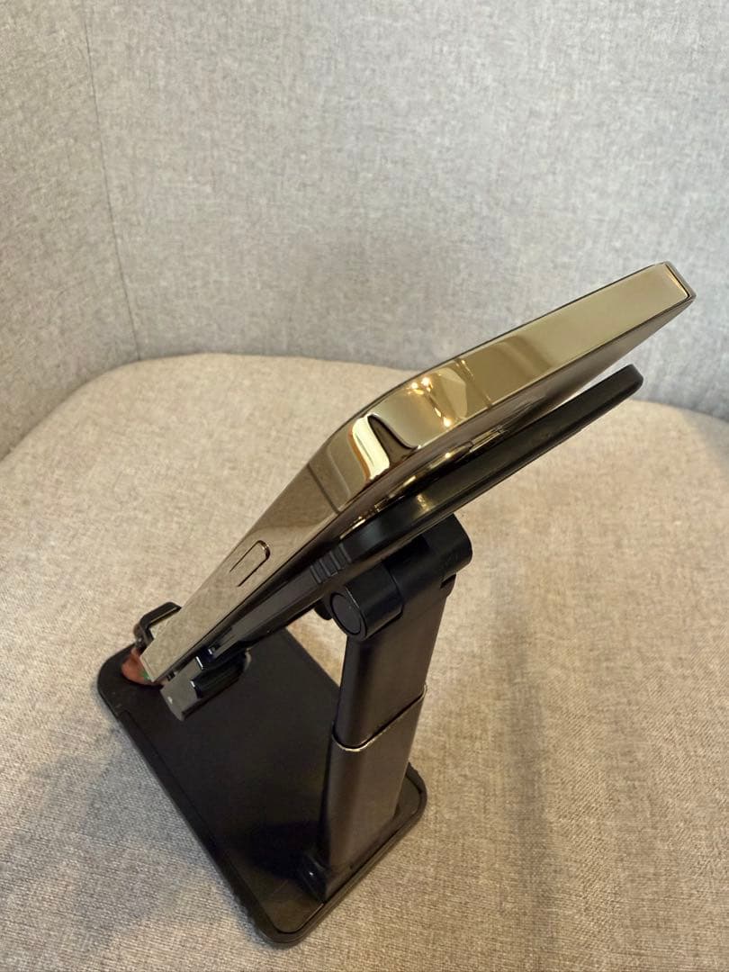 美品 Apple iPhone 12 Pro ゴールド本体