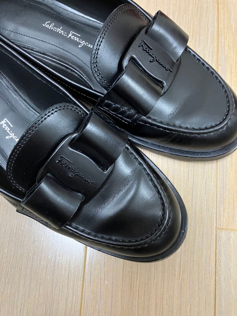 フェラガモ★ローファー 革靴 靴 シューズ レザー ブラック 黒フラットリボン