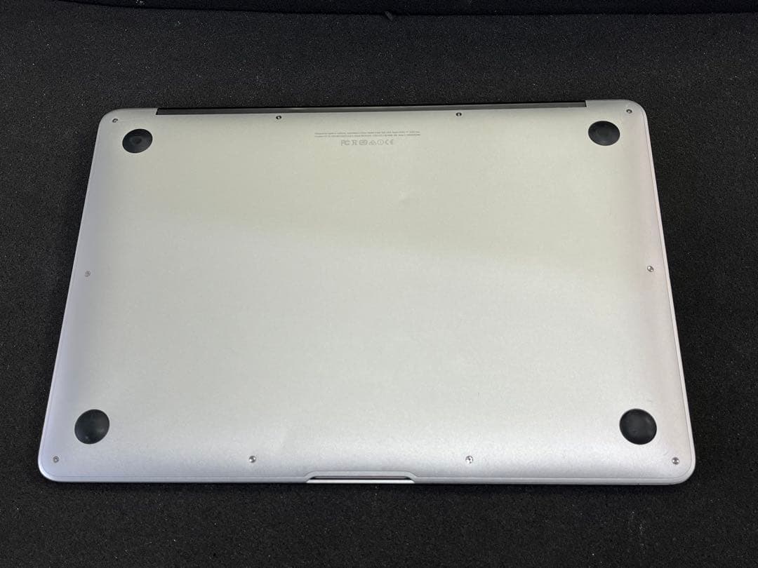 i7&8GB&500GB SSD搭載！MacBook Air 13\" 2015