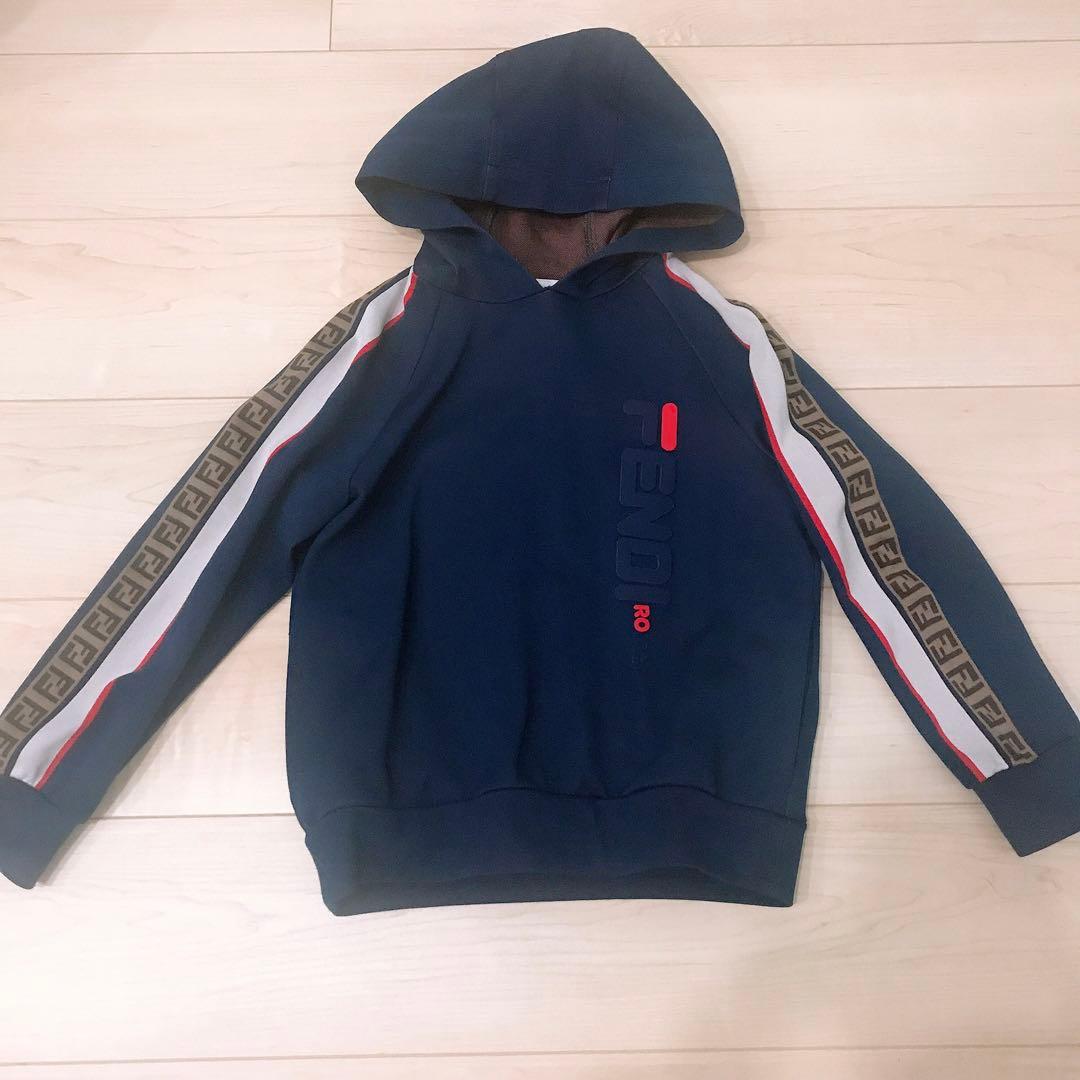 FENDI キッズ　ズッカ　パーカー　8A 130cm FILAコラボ