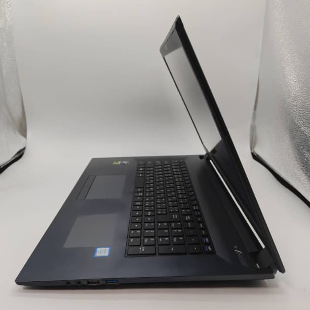 大画面17インチ バッテリー新品 フルHD i7-7 SSD256GB オフィス
