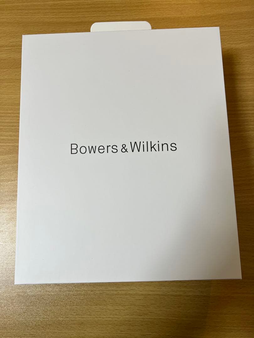 Bowers & Wilkins Px8 未使用に近いワイヤレスヘッドフォン