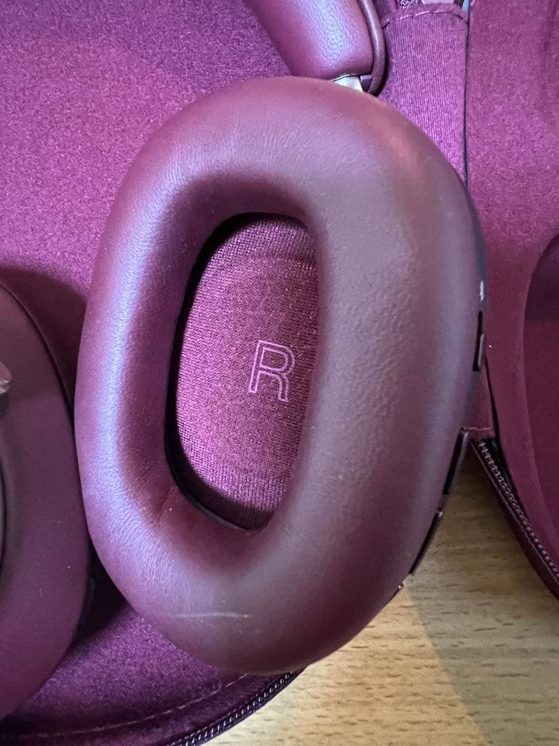 Bowers & Wilkins Px8 未使用に近いワイヤレスヘッドフォン