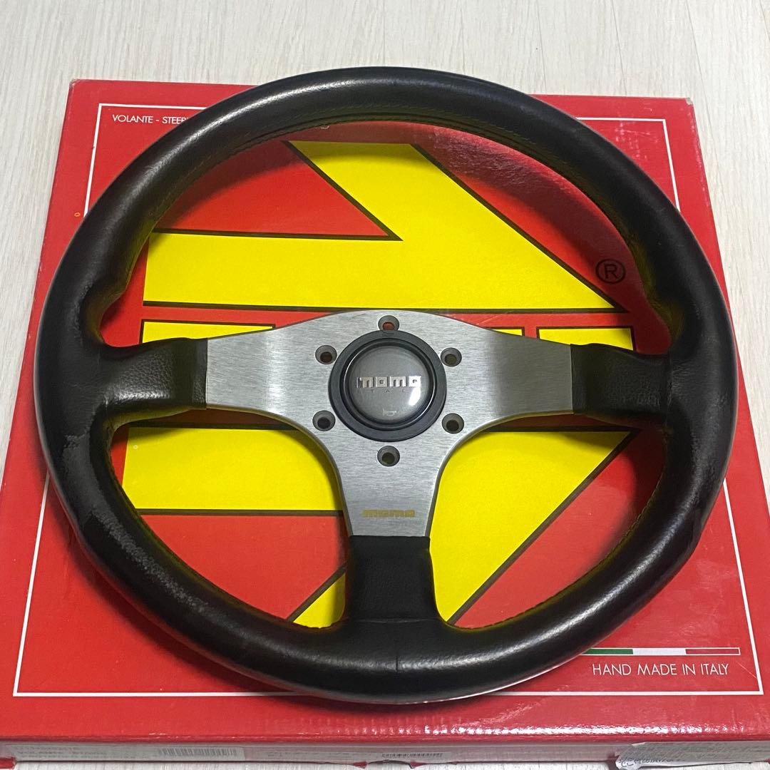 MOMO TUNER D32 ステアリング　即納◎ モモステ