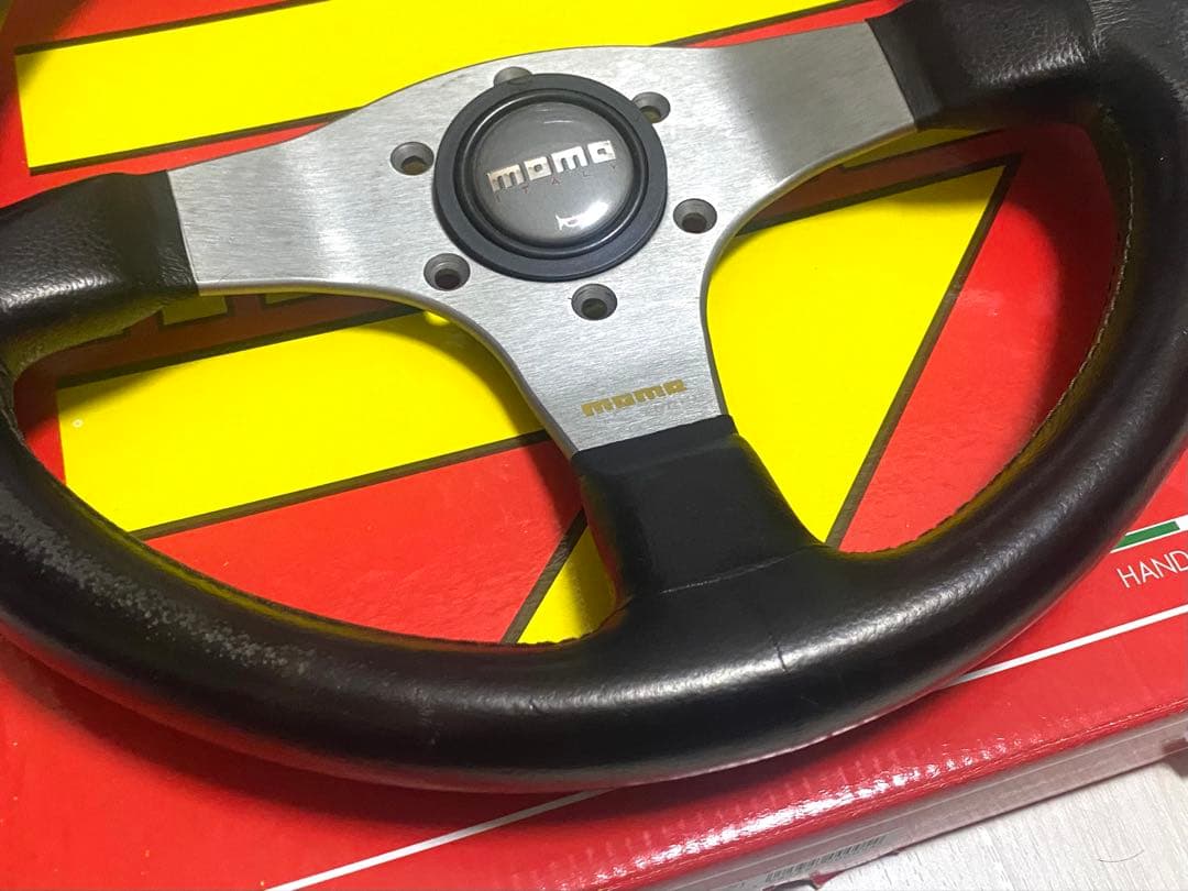 MOMO TUNER D32 ステアリング　即納◎ モモステ