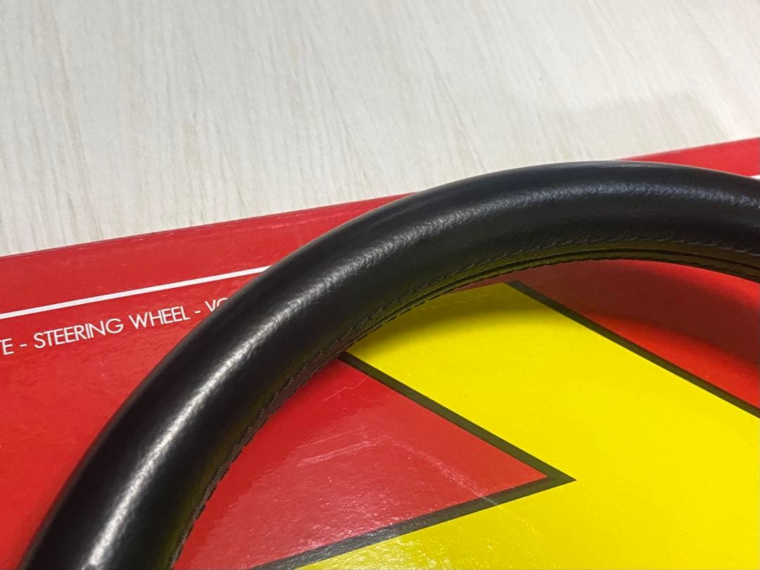 MOMO TUNER D32 ステアリング　即納◎ モモステ