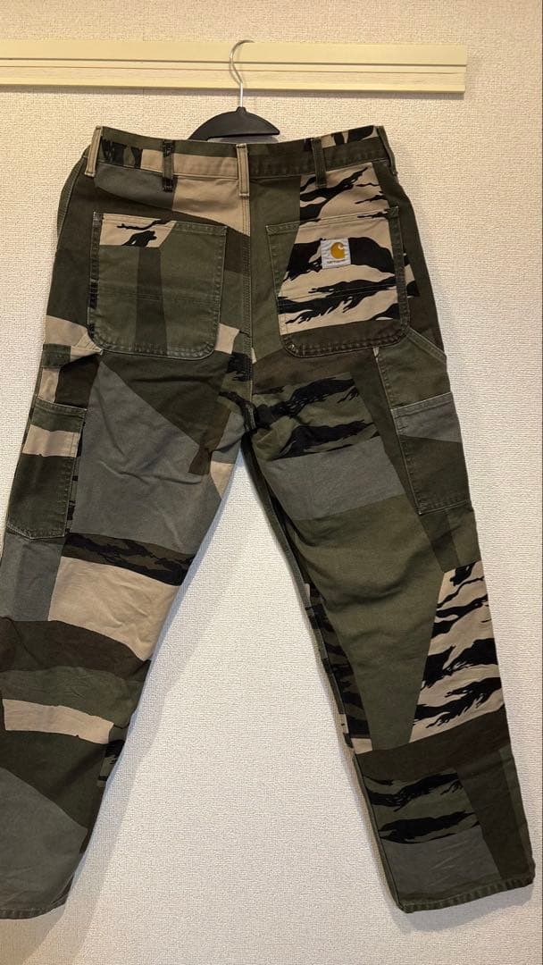 2*e様 Carhartt 迷彩柄 ワークパンツ