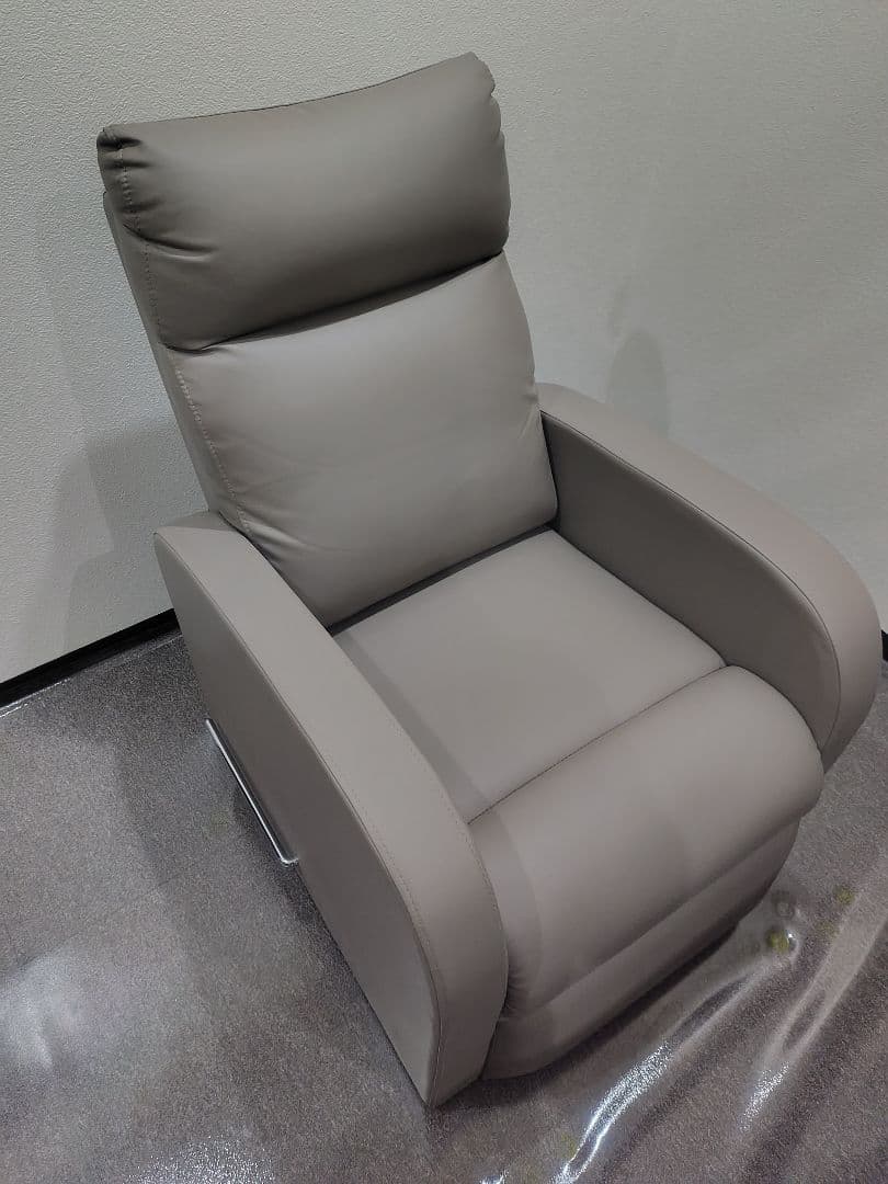 リクライニングチェア　リクライニングソファ グレージュ