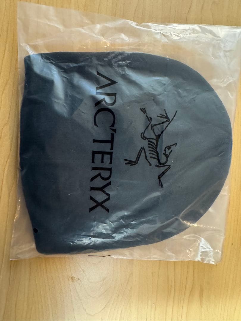 k*7様 ARC'TERYX ブラックニット帽