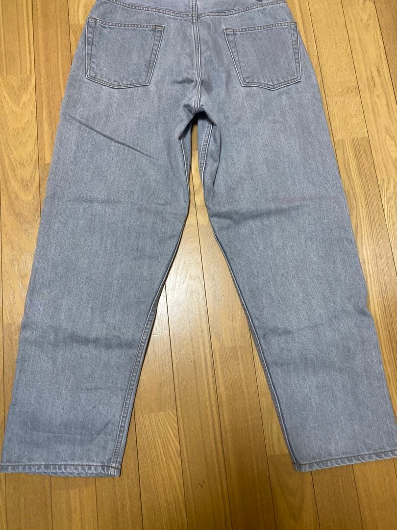 こたん　シオタ ワイドテーパードデニム 30インチ ライトグレー