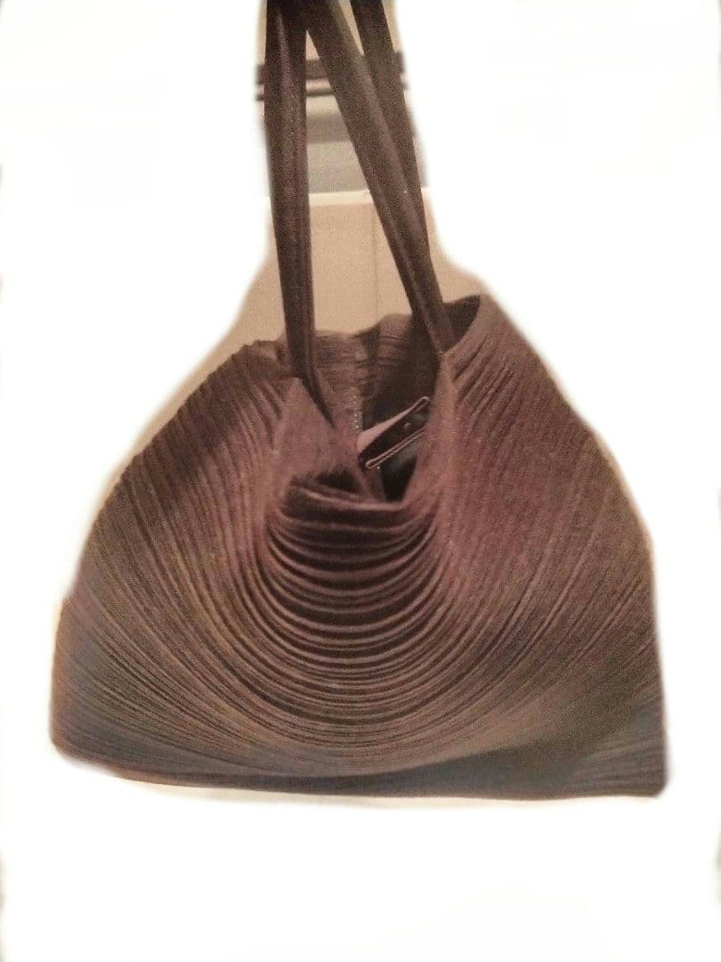 希少新品 イッセイミヤケプリーツプリーズ茶色トートバッグ変形手さげバッグ