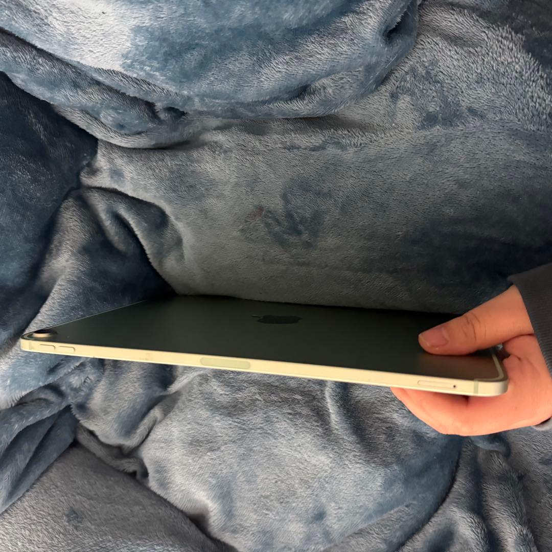 【SIMフリー】Apple iPad Air 4世代　グリーン　本体