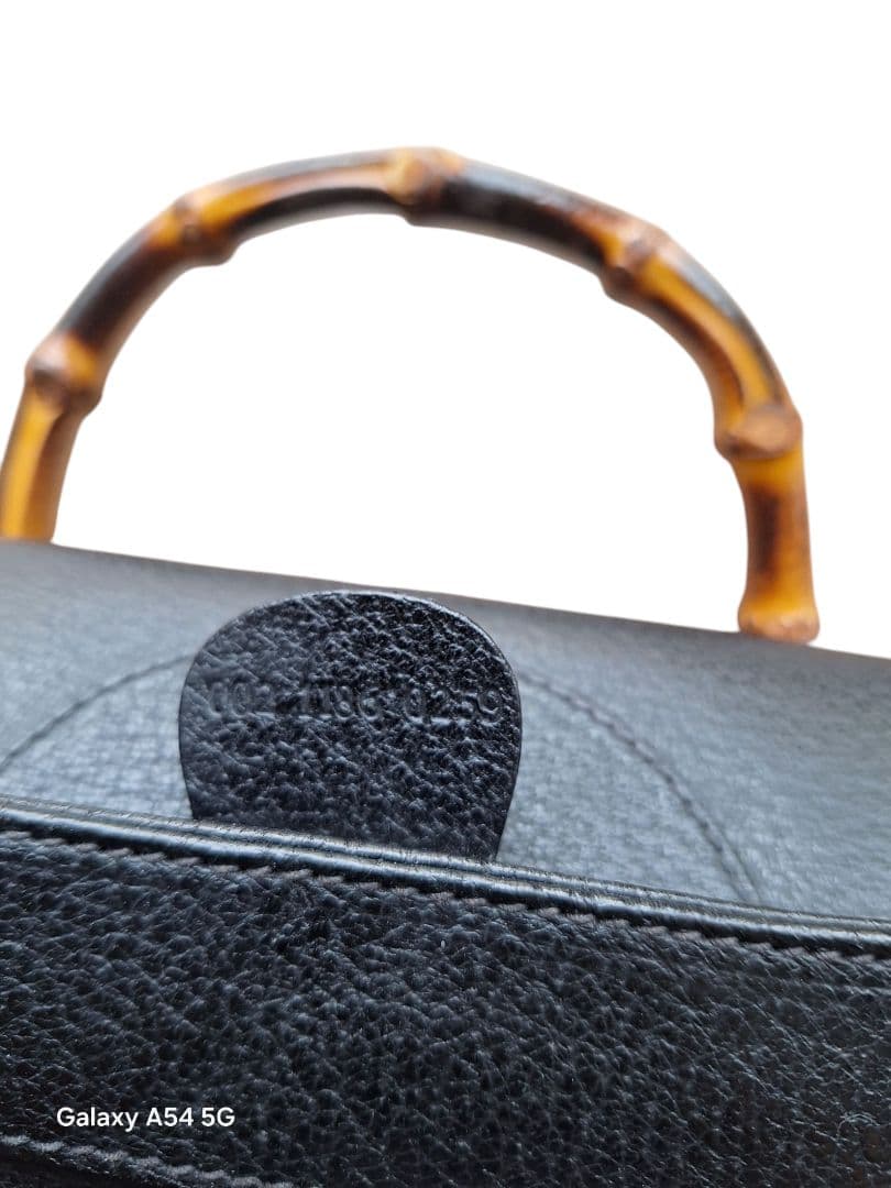 GUCCIダイアナバンブートートバッグ 大容量　レザー