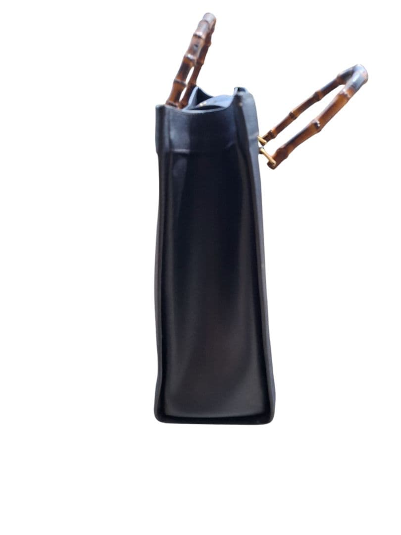 GUCCIダイアナバンブートートバッグ 大容量　レザー