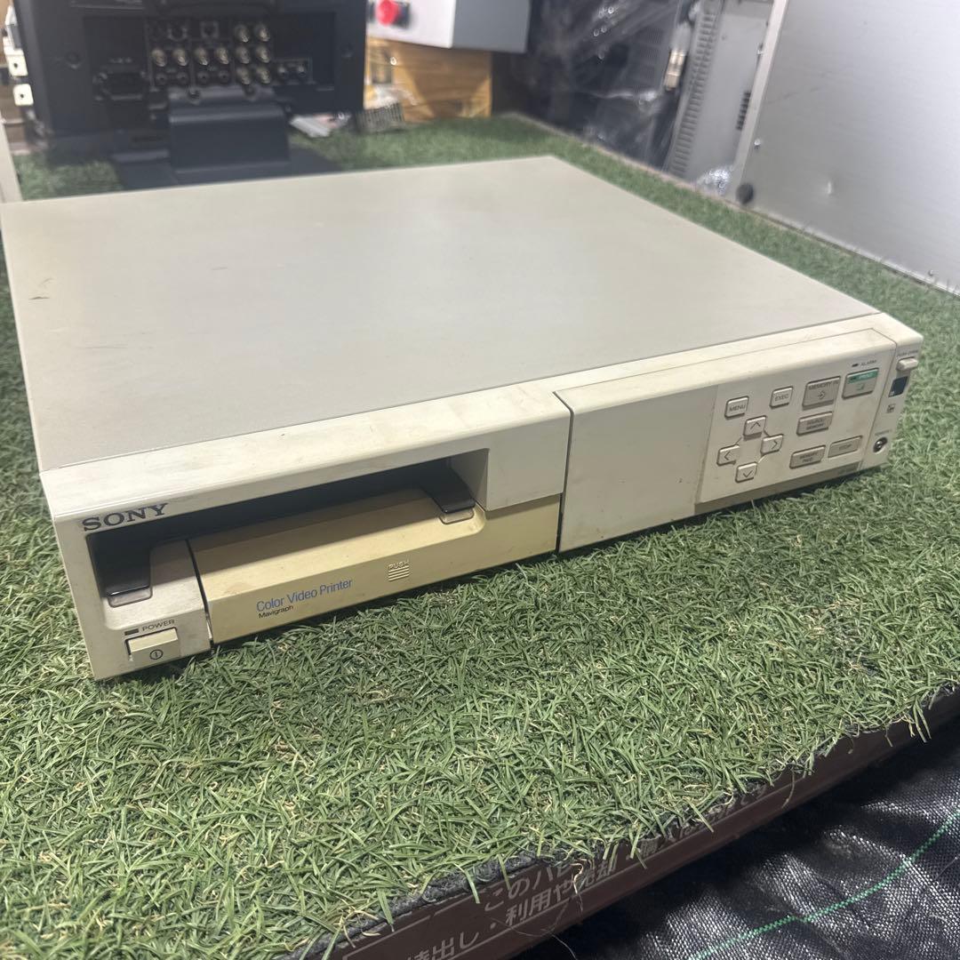 Sony UP-1200 カラービデオプリンター 50-60Hz 1.8A