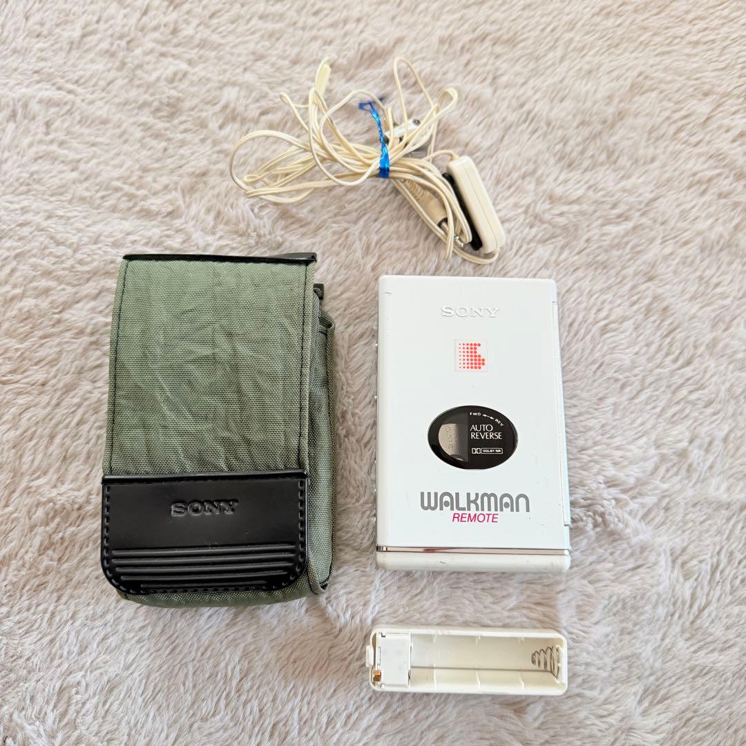 【ジャンク品 】SONY WALKMAN WM-109 本体 ポーチ イヤフォン