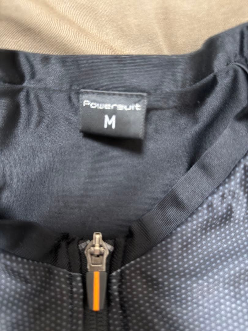 SIXPAD Powersuit ブラック Mサイズ　上下セット