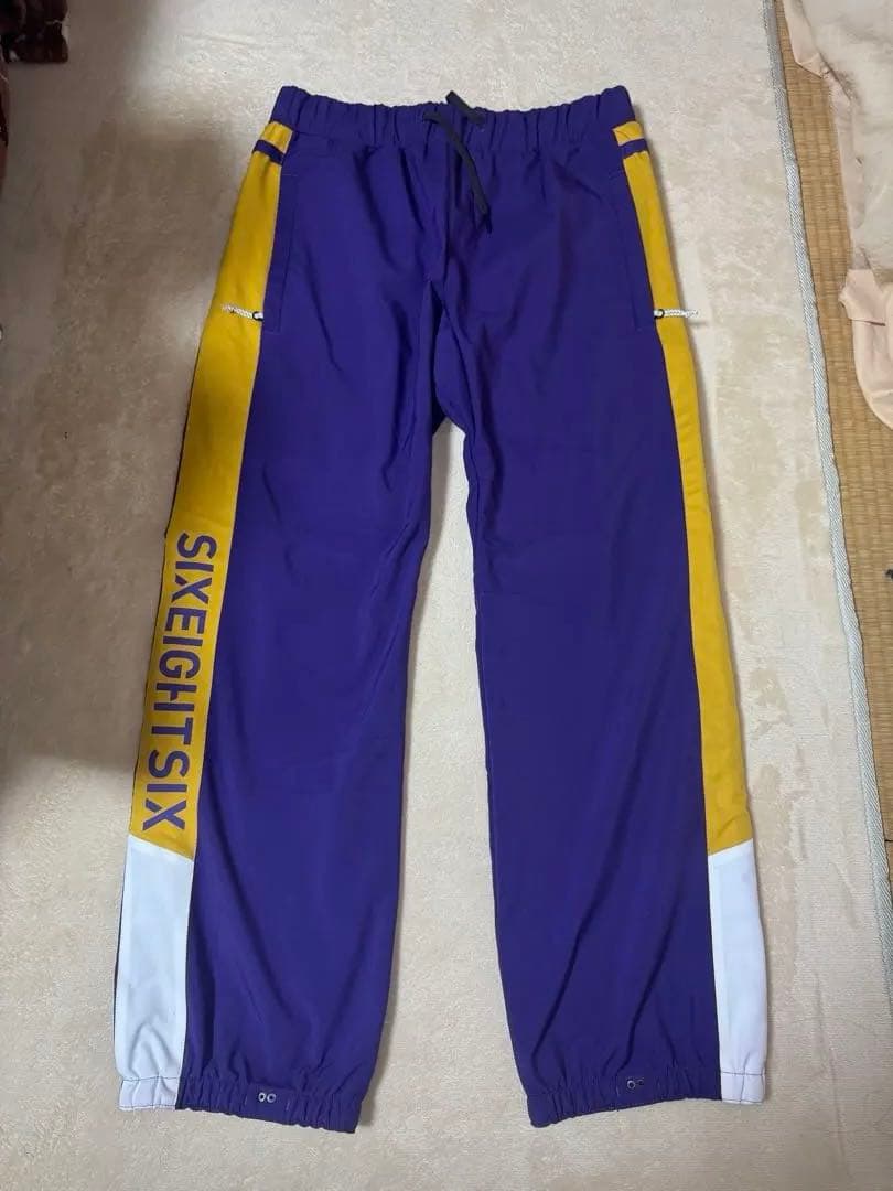 686 スノーボードウェア上下セット女性Mサイズ 2021-2022年モデル