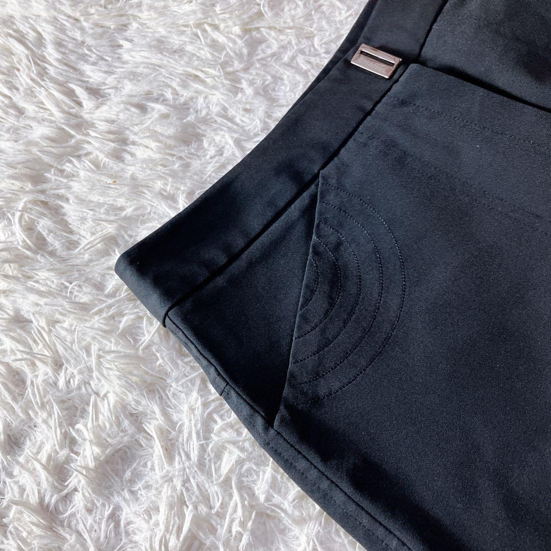 シャネル ストレッチ ロゴ金具 ココ刺繍 美シルエット パンツ ブラック 黒