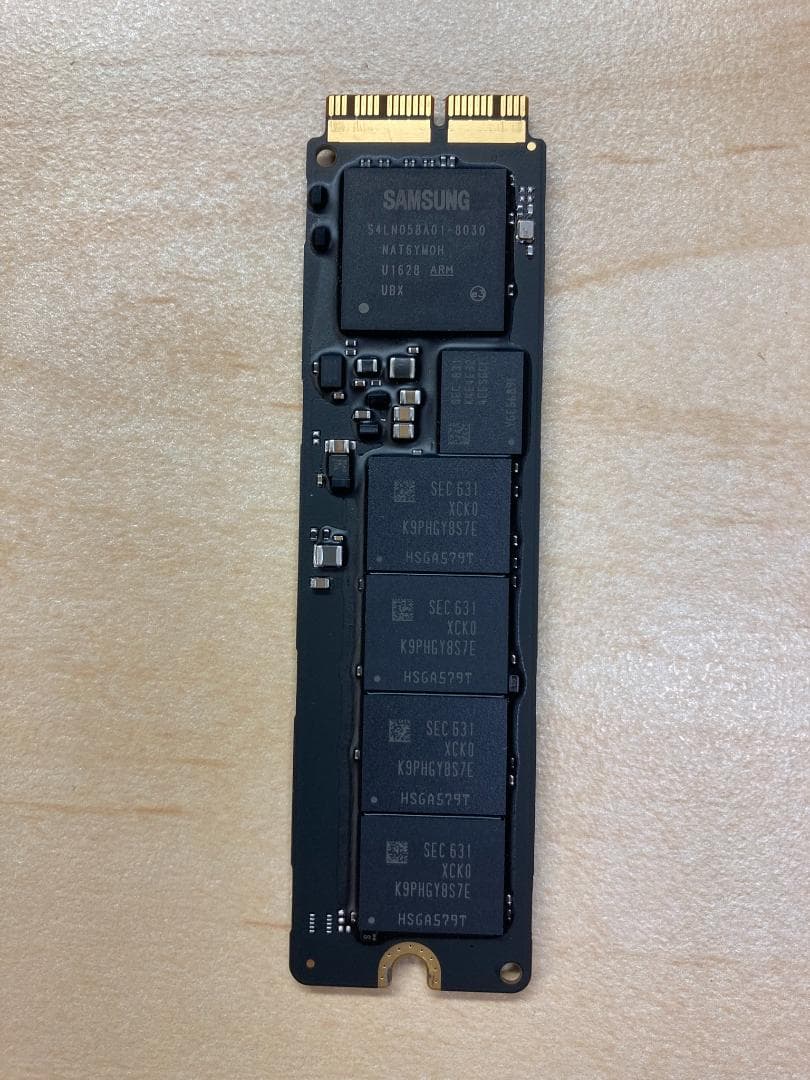 内蔵型SSD Mac 512GB SSD Samsung MZ-JPV512S/0A4