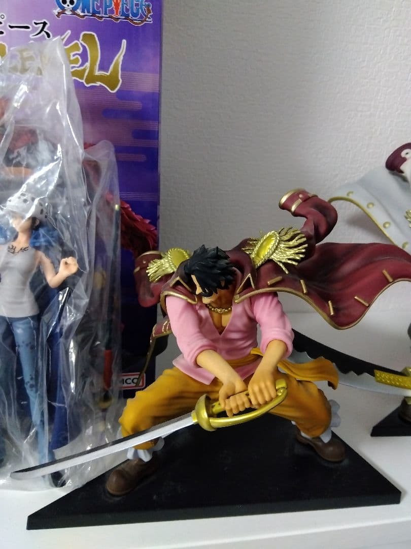 ワンピース フィギュア まとめ売り ロジャー ニューゲート ルフィ ロー キッド