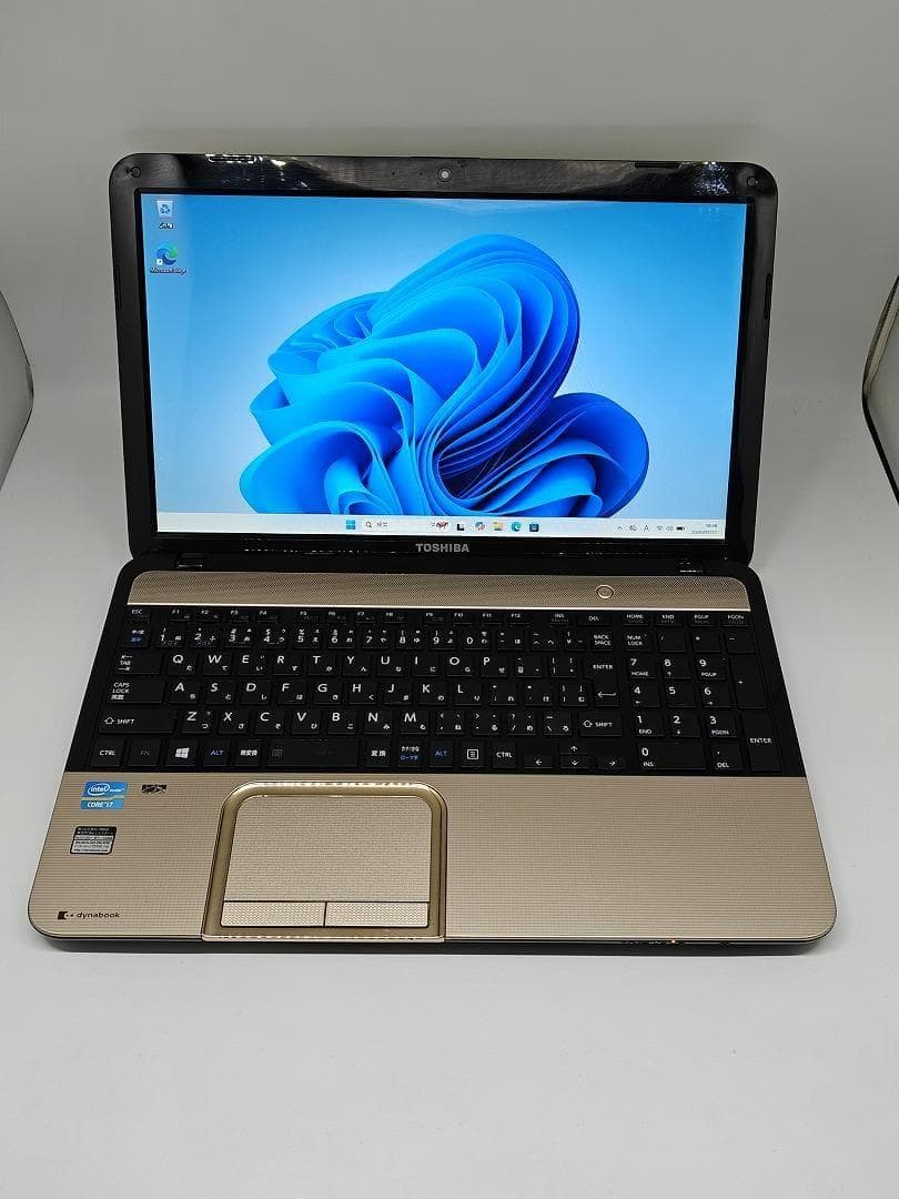 【東芝】爆速 Corei7/新品SSD256GB ノートパソコン D9