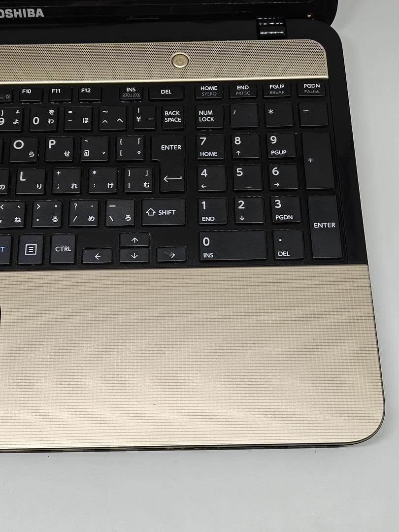 【東芝】爆速 Corei7/新品SSD256GB ノートパソコン D9