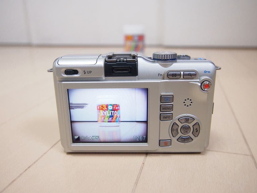OLYMPUS PEN lite E-PL1 ミラーレス一眼デジタルカメラ