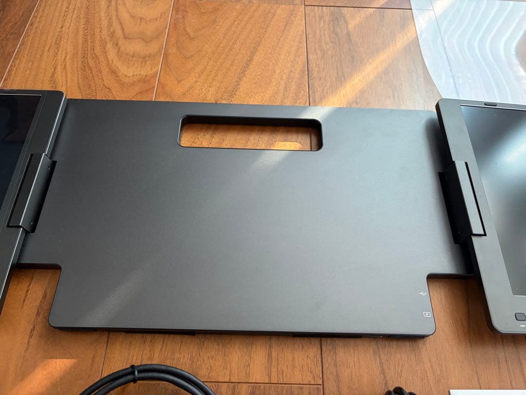 【美品】ROADOM デュアルモニター 14インチ