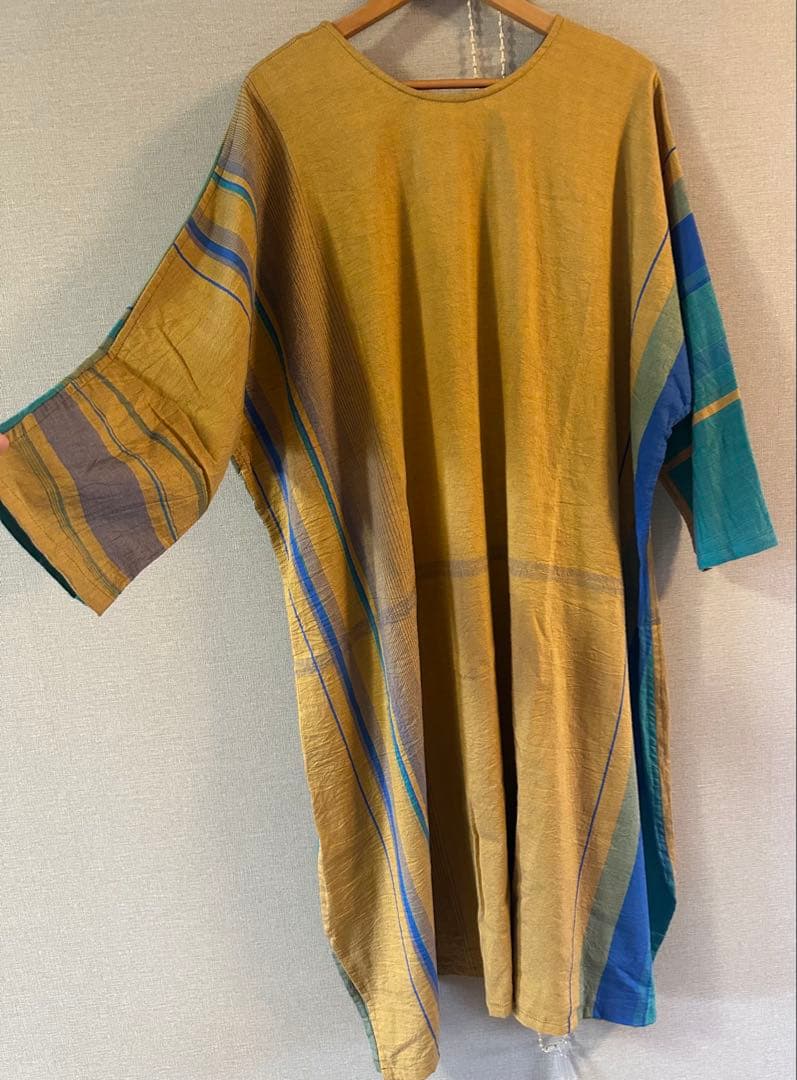 新品未使用　タマキニイメ fuwa-T ALL コットン100% マスタード系