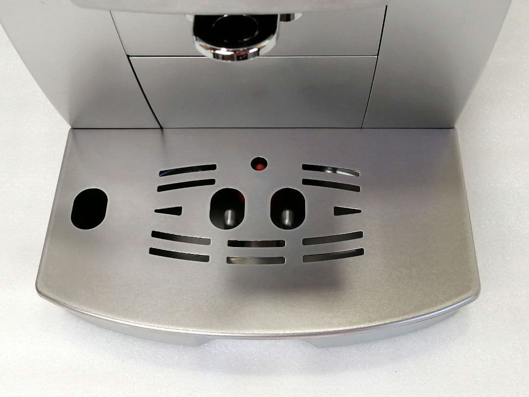 デロンギマグニフィカS コンパクト全自動コーヒーマシン　ECAM23420 8