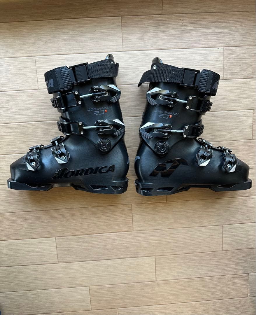 スキーブーツ　ノルディカ　ドーベルマン　5RD―S 24.5cm