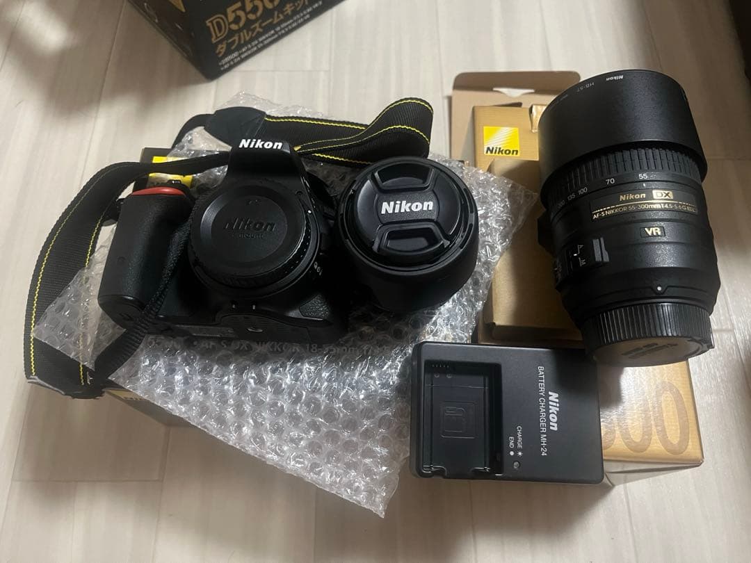 NIKON D550018-55vrII Kit、三脚、