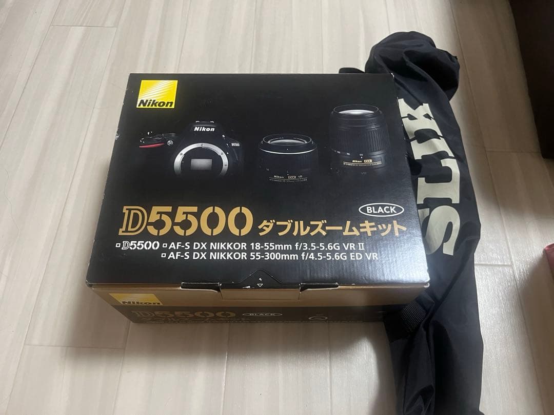 NIKON D550018-55vrII Kit、三脚、