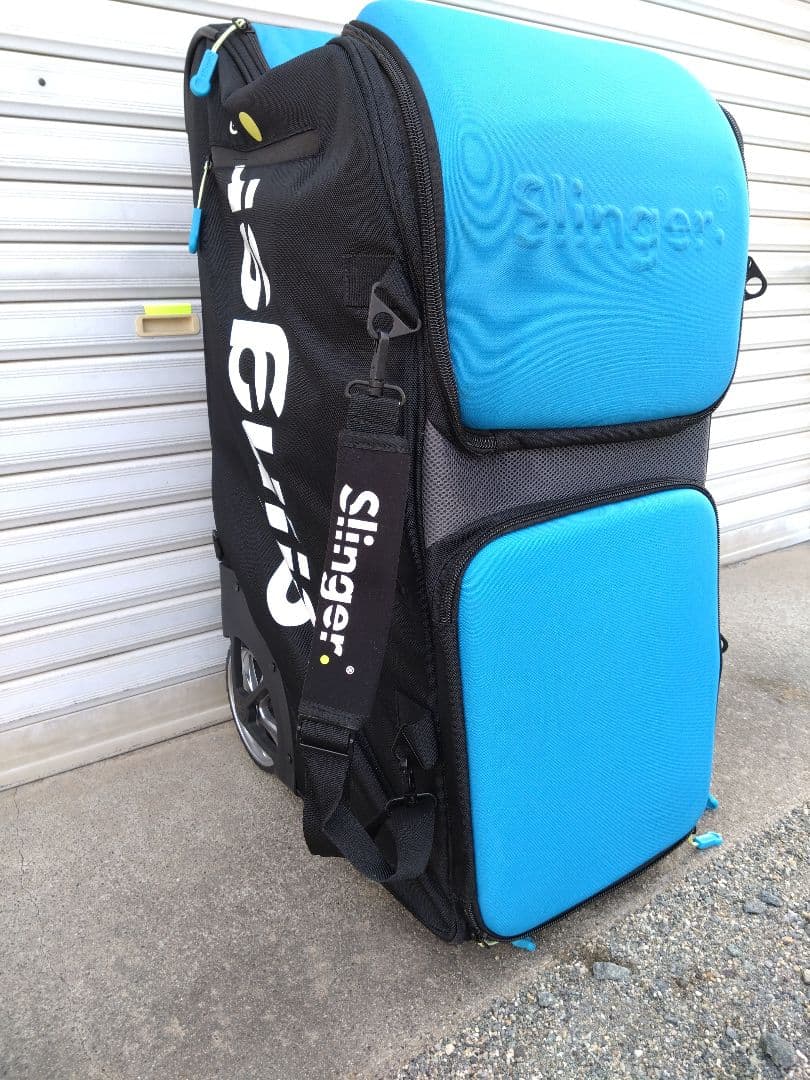 Slinger テニスバッグ 大型 青/黒 キャリー付き